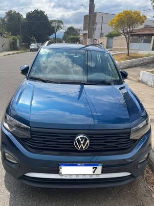 VOLKSWAGEN T-CROSS 1.0 200 TSI TOTAL FLEX AUTOMÁTICO VOLKSWAGEN T-CROSS 1.0 200 TSI TOTAL FLEX AUTOMÁTICO